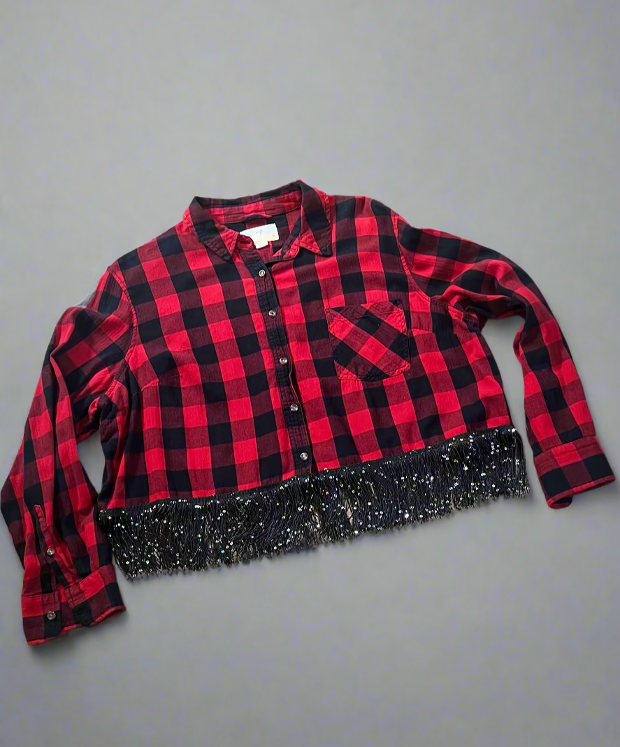 Black & Red Cropped Fringe Flannel